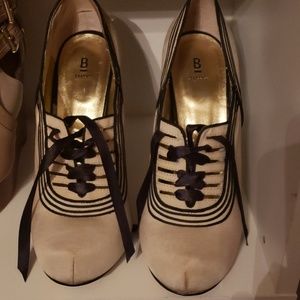 Adorable Vintage Heels